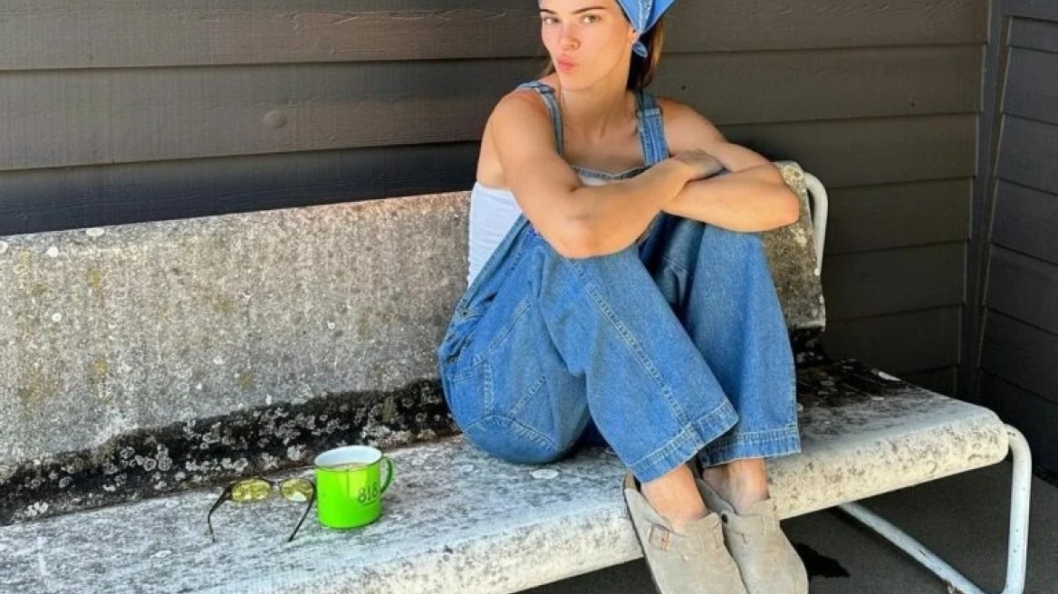 Πως τα «άσχημα» παπούτσια έχουν γίνει μία από τις μεγαλύτερες τάσεις παγκοσμίως