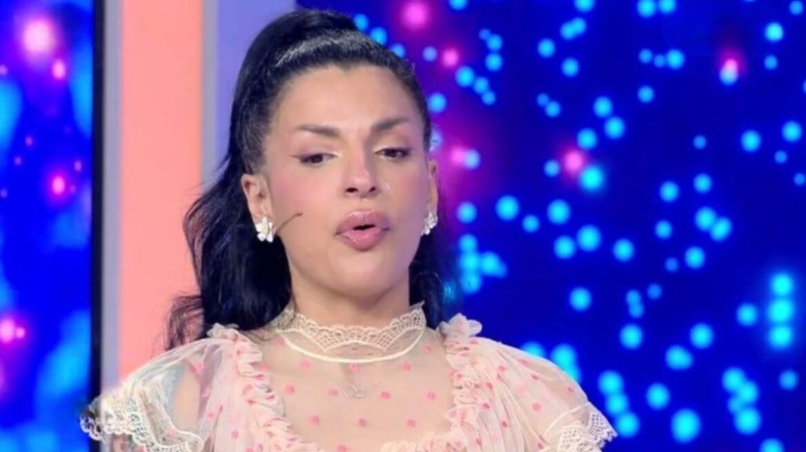 My Style Rocks: Η Μπι μιλάει για την υιοθεσία της - Τα παιδιά γεννιούνται από σώματα, αλλά μεγαλώνουν από γονείς, είπε