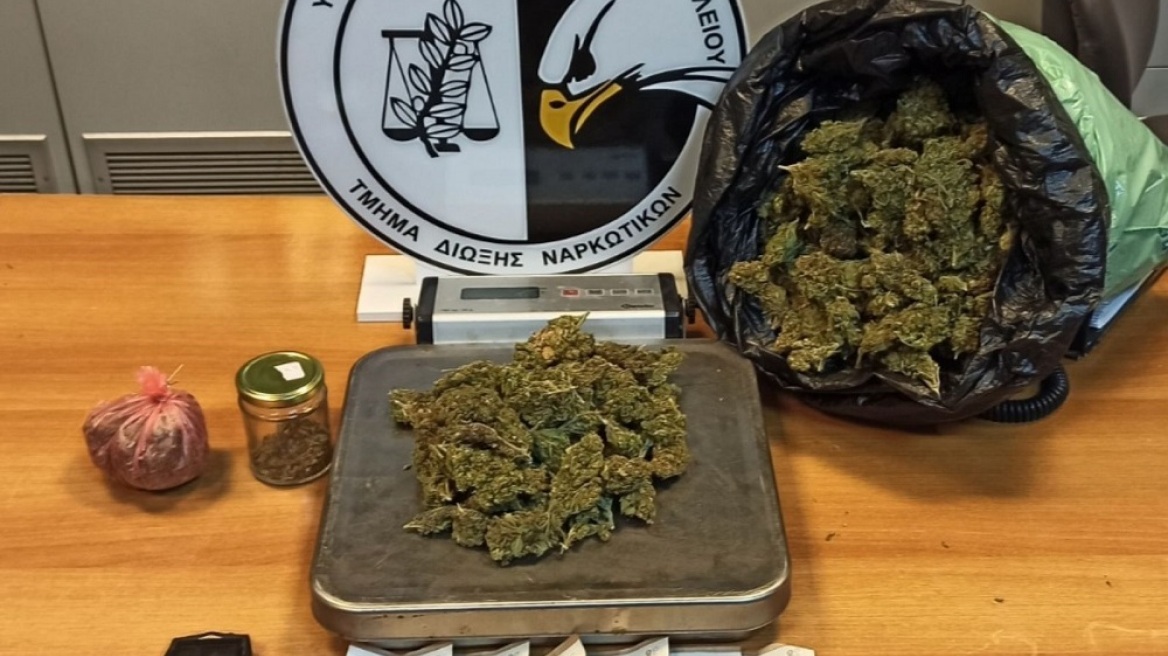 Ηράκλειο:  Είχε στο σπίτι του πάνω από 1 κιλό χασίς