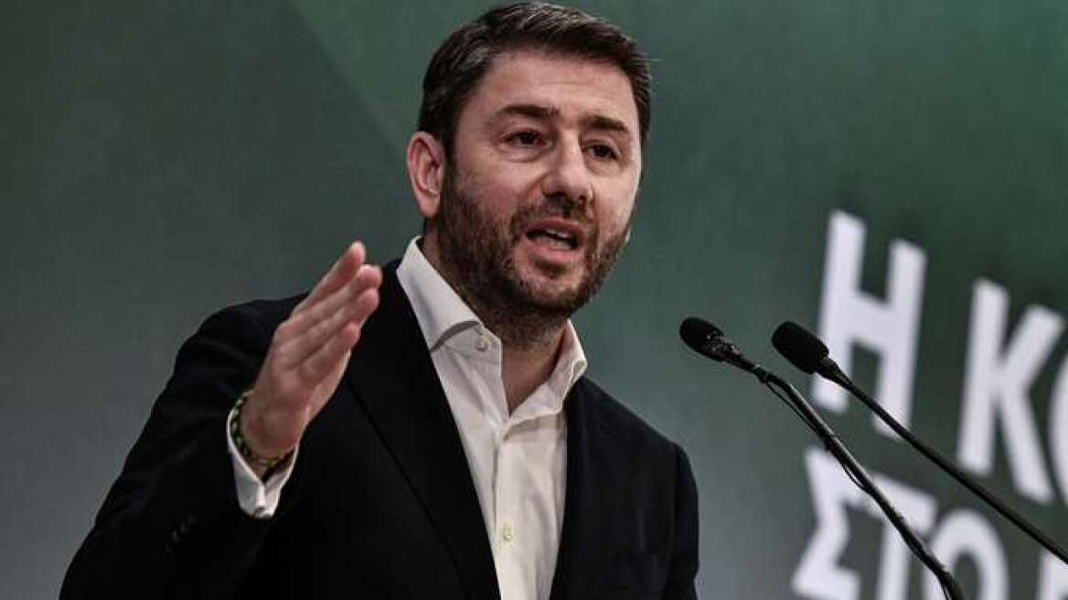 ΠΑΣΟΚ: «Ανεδαφικά» τα σενάρια για συγκόλληση με τη Νέα Αριστερά, δεν κάνουμε παρασκηνιακές συμφωνίες