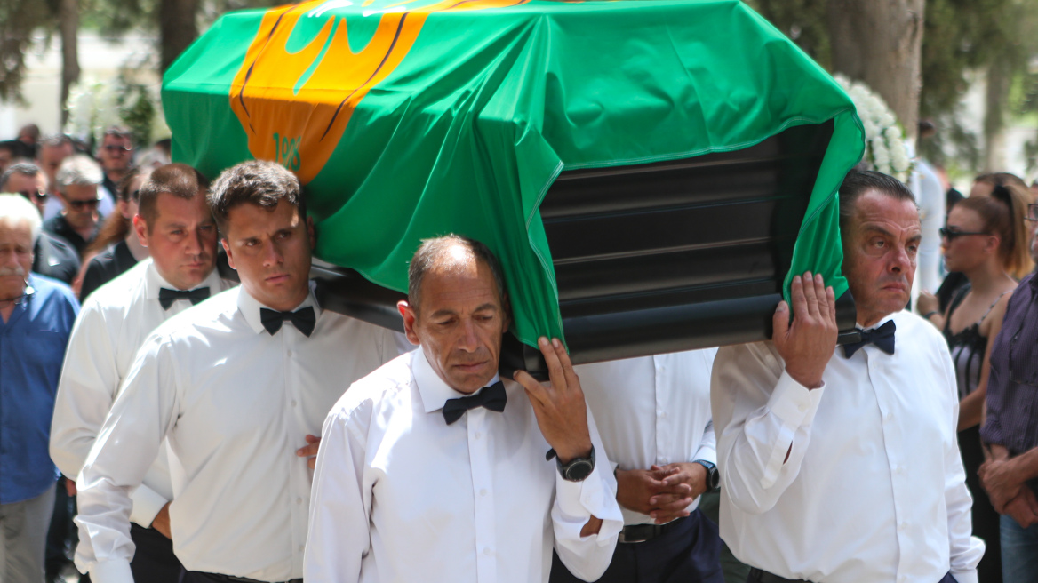 Παναθηναϊκός: Όλη η ομάδα στο «αντίο» στον Πάρη Δερμάνη - Δείτε φωτογραφίες