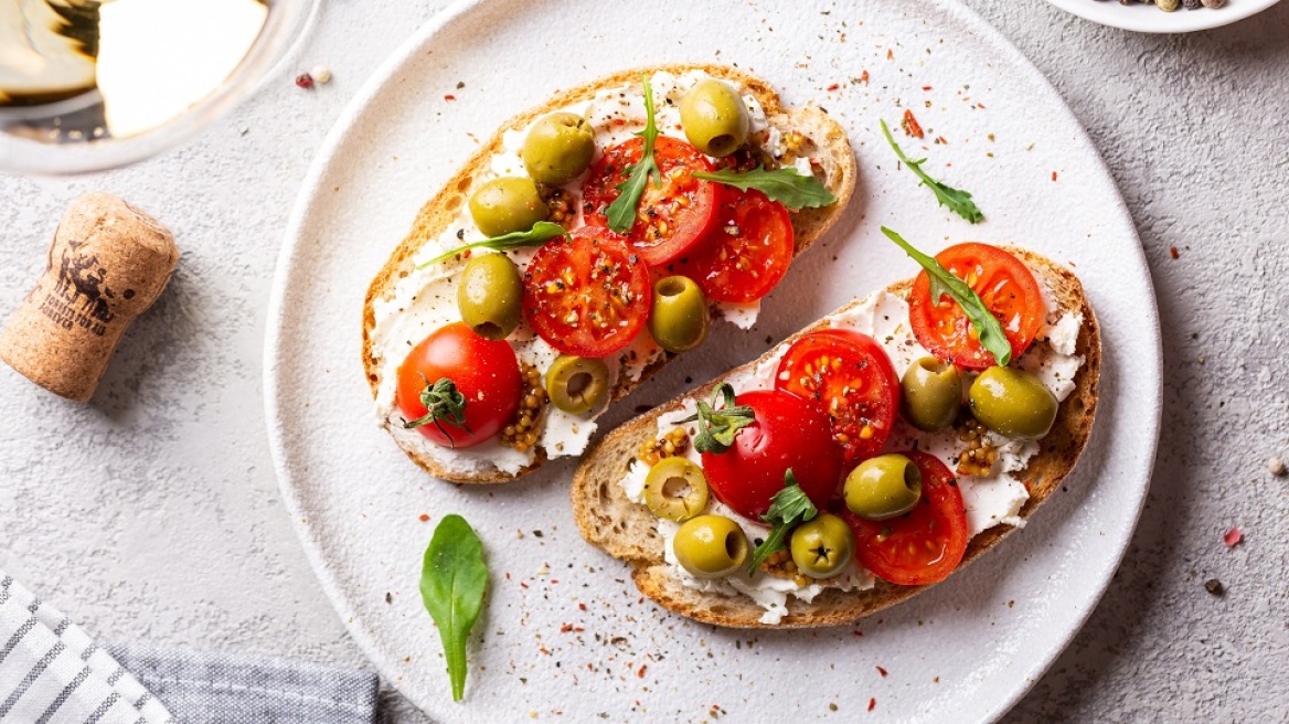 3 ιδέες για θρεπτικά πρωινά έτοιμα σε 15′