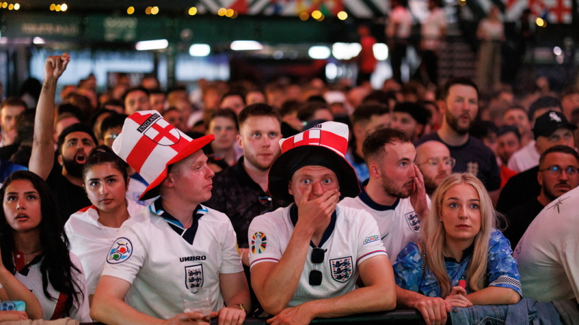 Euro 2024: Οπαδός της Εθνικής Αγγλίας αποκοιμήθηκε στο ματς με τη Σερβία και ξύπνησε τα ξημερώματα σε άδειο γήπεδο