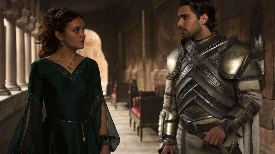 Ολίβια Κουκ: Η πρωταγωνίστρια του «House of the Dragons» αποκαλύπτει τη σκηνή «ζωώδους σεξ» που κόπηκε