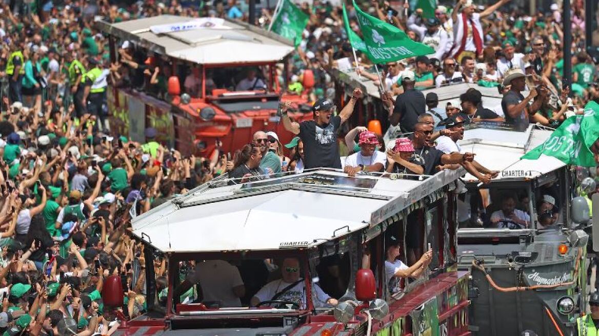 Σέλτικς: Πανικός στη Βοστώνη για την παρέλαση των πρωταθλητών - Βίντεο