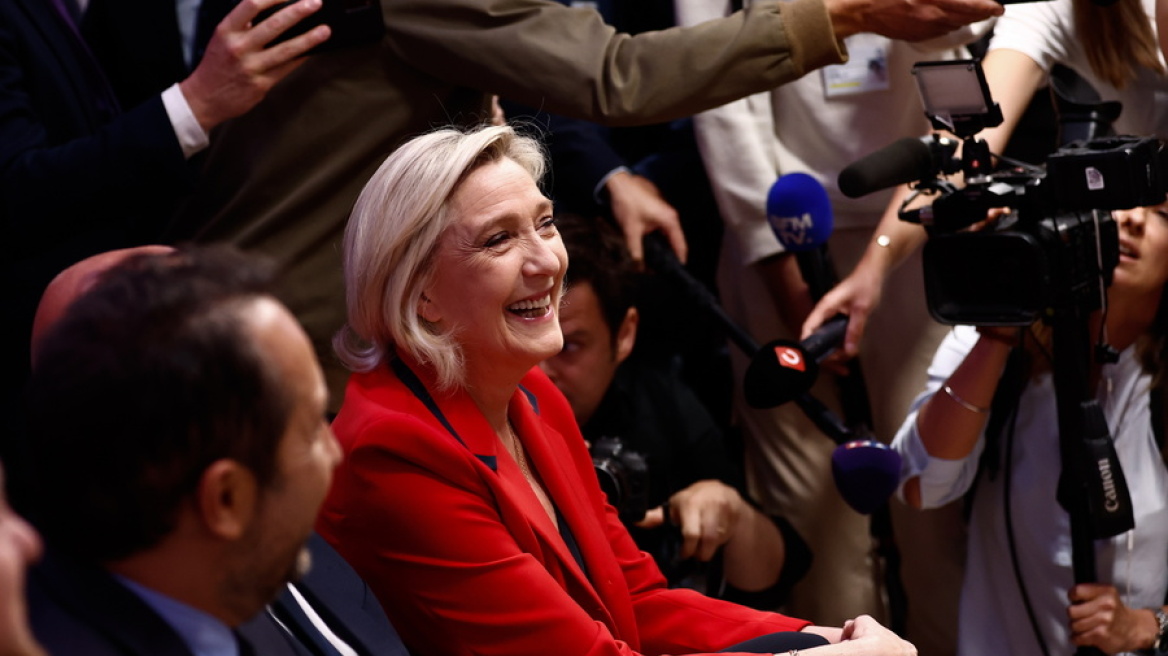 Στα ύψη το πολιτικό θερμόμετρο στη Γαλλία - Ξεκίνησαν να ψηφίζουν οι Γάλλοι του εξωτερικού