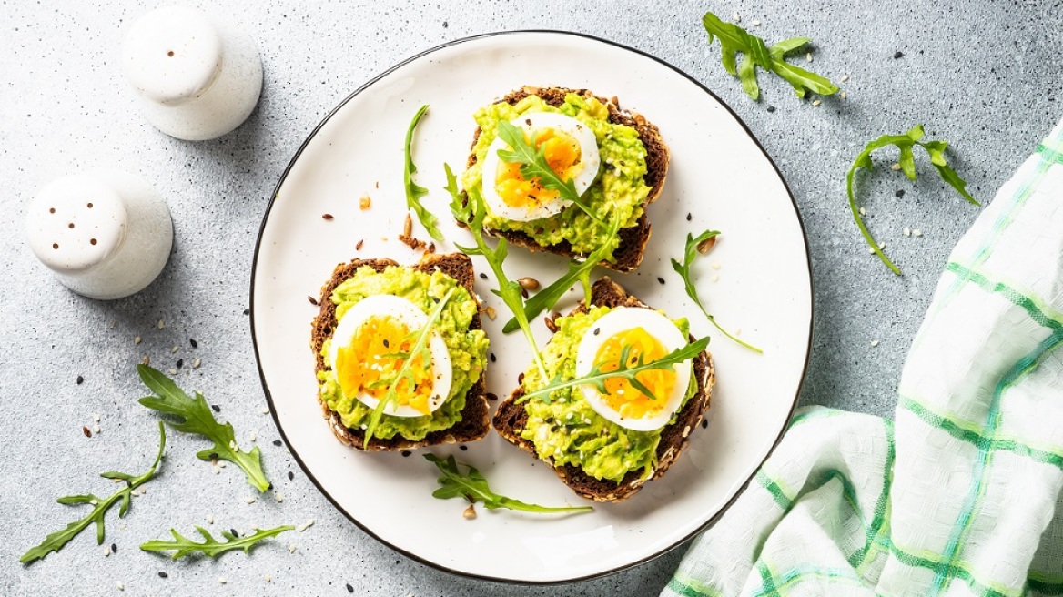 Το άχαστο κόλπο για να καταλάβετε αν είναι ώριμο το αβοκάντο