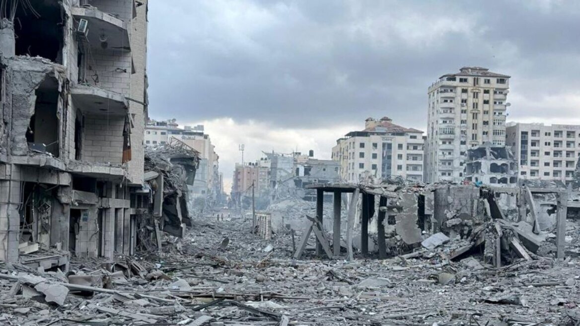 Κλιμακώνονται τα χτυπήματα του ισραηλινού στρατού στη Γάζα - Πυρά με τη Χεζμπολάχ στον Λίβανο
