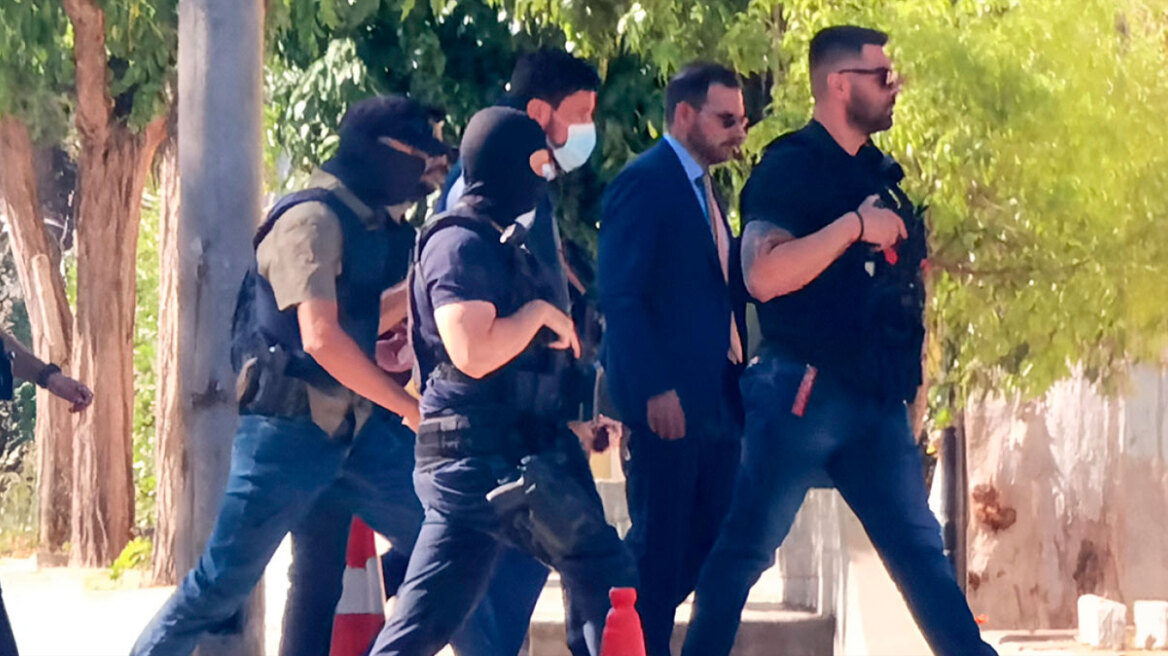 Δολοφονία στο Νέο Ψυχικό: Να μην καταπατάται το τεκμήριο αθωότητας του εντολέα μου, λέει ο δικηγόρος του 44χρονου