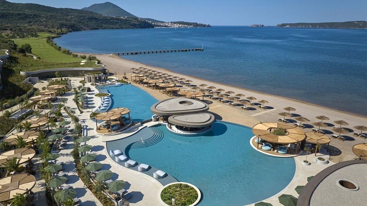 Το Costa Navarino στη λίστα του Business Insider με τους 10 καλύτερους προορισμούς για luxury ταξίδια