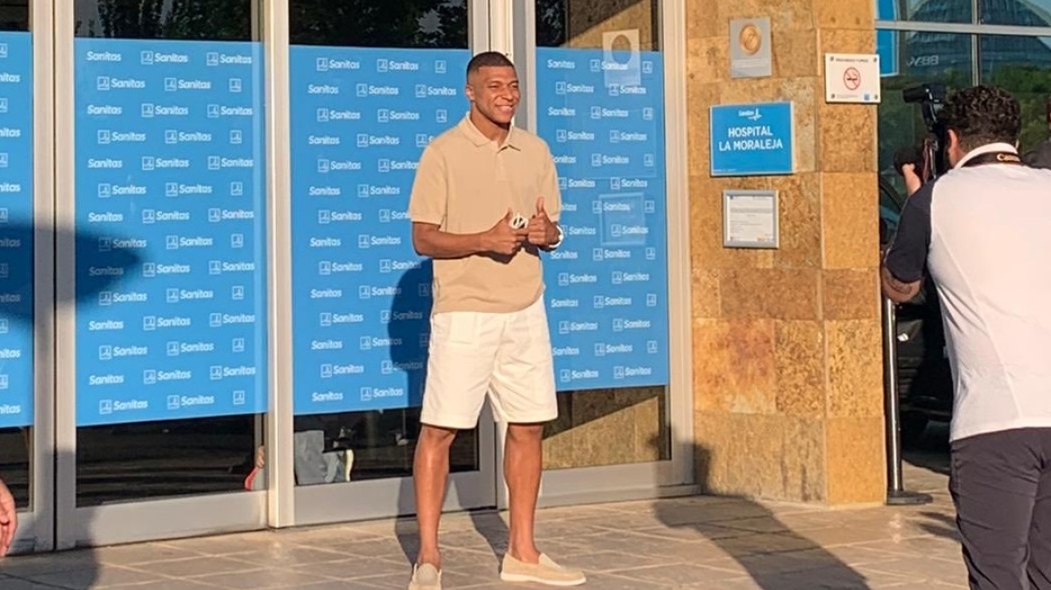 Κιλιάν Εμπαπέ: Στη Μαδρίτη για τις ιατρικές εξετάσεις και την παρουσίαση από τη Ρεάλ Μαδρίτης - Δείτε βίντεο και φωτογραφίες