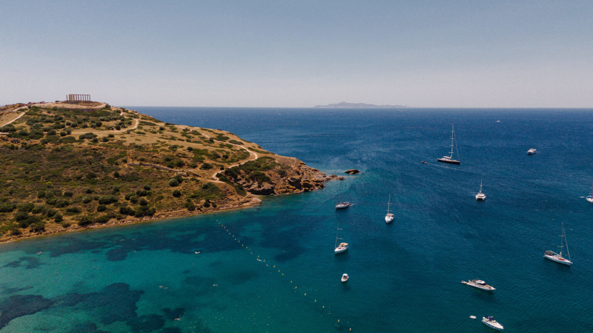 Αθηναϊκή Ριβιέρα και Σούνιο: Βουτιές, επαφή με τη φύση κι ένα μαγευτικό ηλιοβασίλεμα