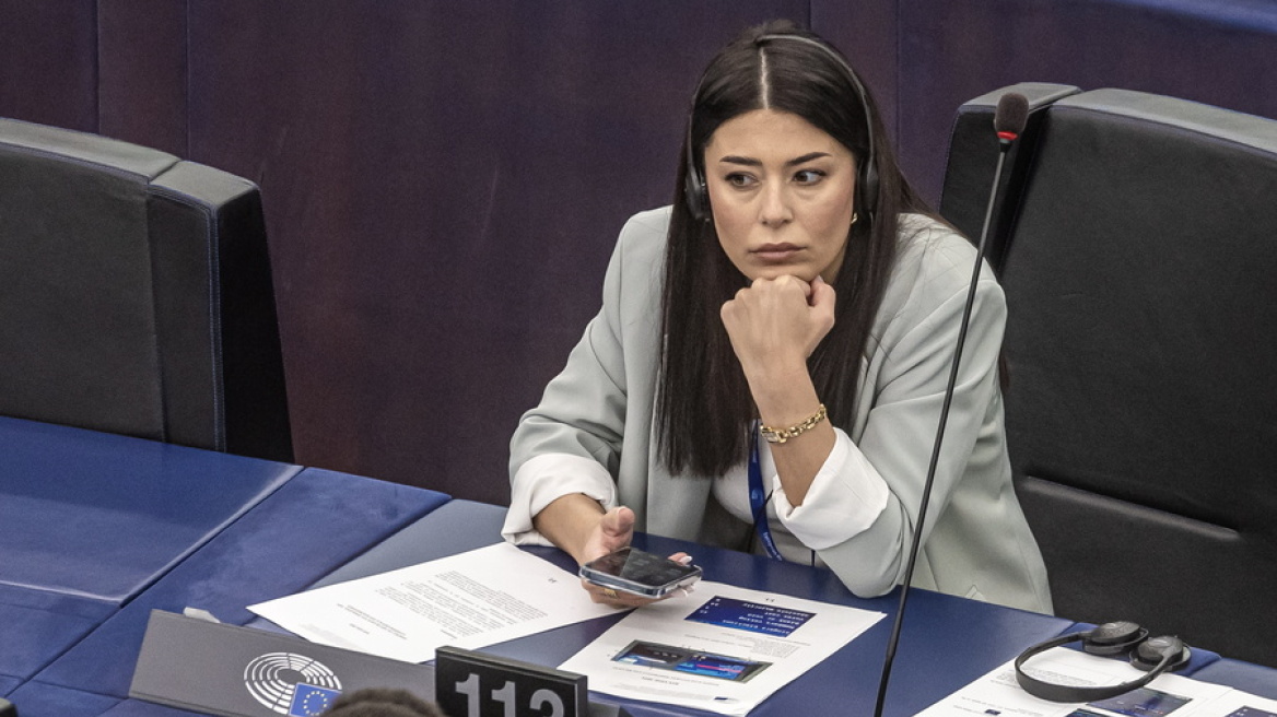 Ψήφισμα καταδίκης της τουρκικής εισβολής στην Κύπρο στο Ευρωκοινοβούλιο με πρωτοβουλία της Λατινοπούλου