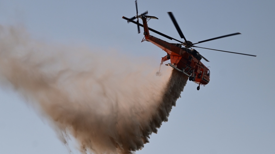 Καλύτερη η εικόνα της φωτιάς στη Λευκόπετρα Ξάνθης