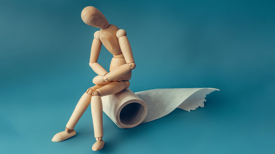 Δυσκοιλιότητα και ορθοπρωκτικές παθήσεις: Πώς συνδέονται;