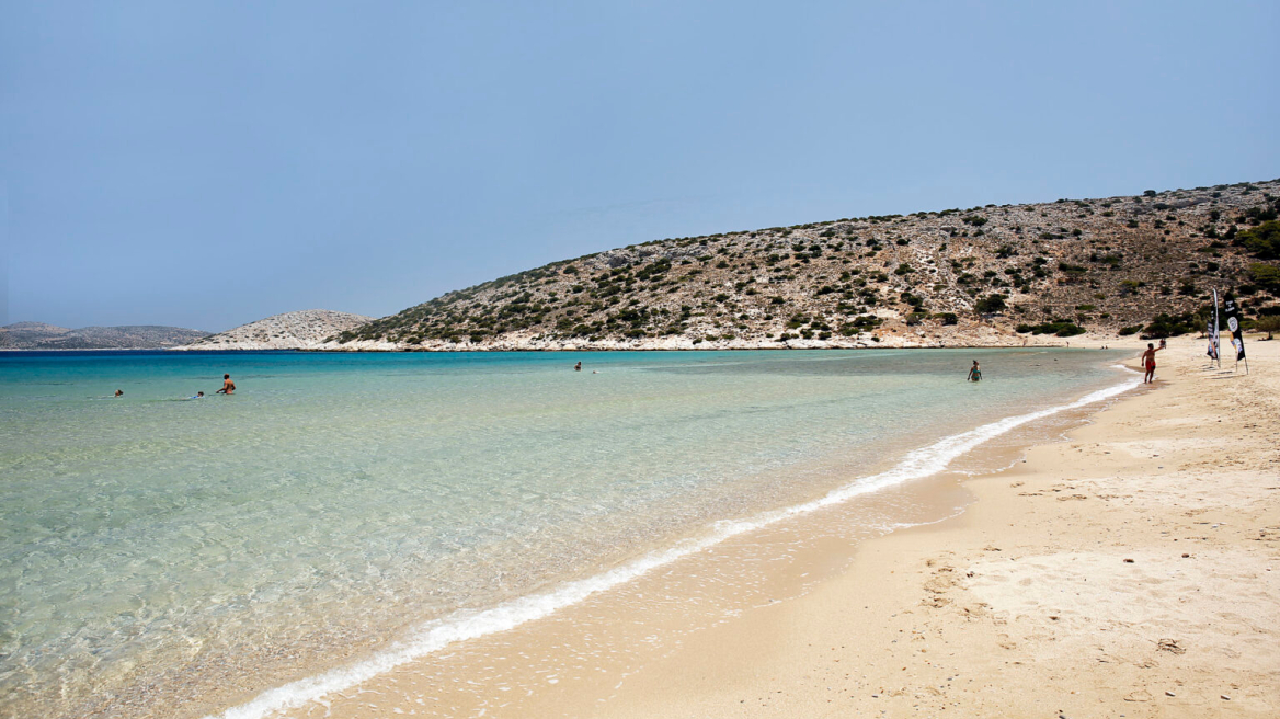 Οι ωραιότερες παραλίες στις Μικρές Κυκλάδες