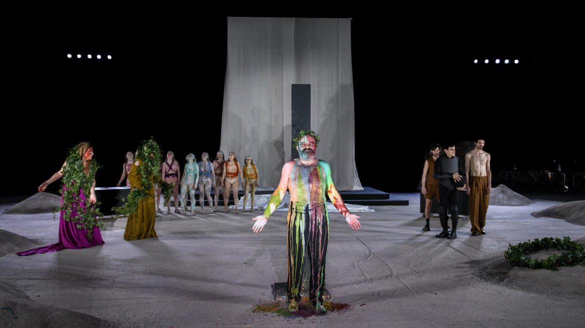Οι «Βάχκες» του Ευριπίδη έρχονται στο Αρχαίο θέατρο Επιδαύρου, σε σκηνοθεσία Θάνου Παπακωνσταντίνου 