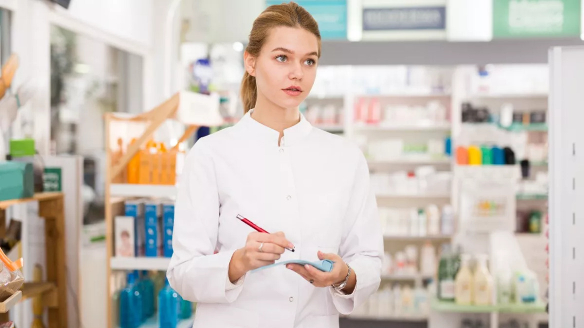 Αυξάνονται οι τιμές σε εκατοντάδες φάρμακα – Πόσο θα επιβαρυνθούν οι ασθενείς