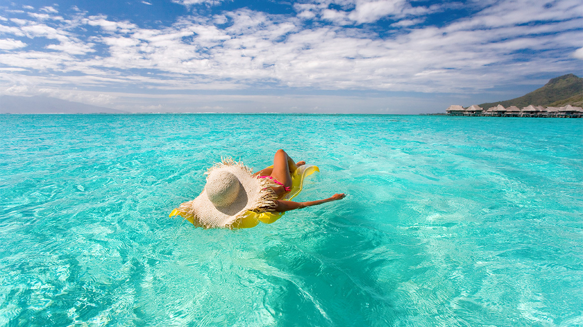 Πώς το μπλε της θάλασσας θεραπεύει την ψυχή και το μυαλό