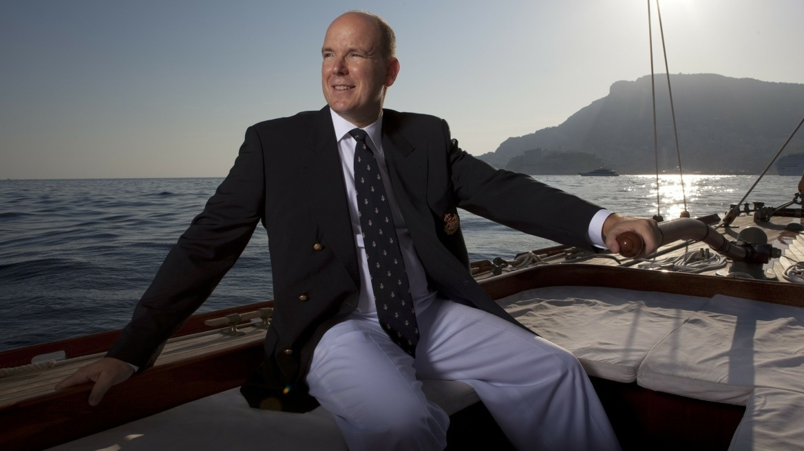 Μέσα στον ναυτικό όμιλο του Μονακό