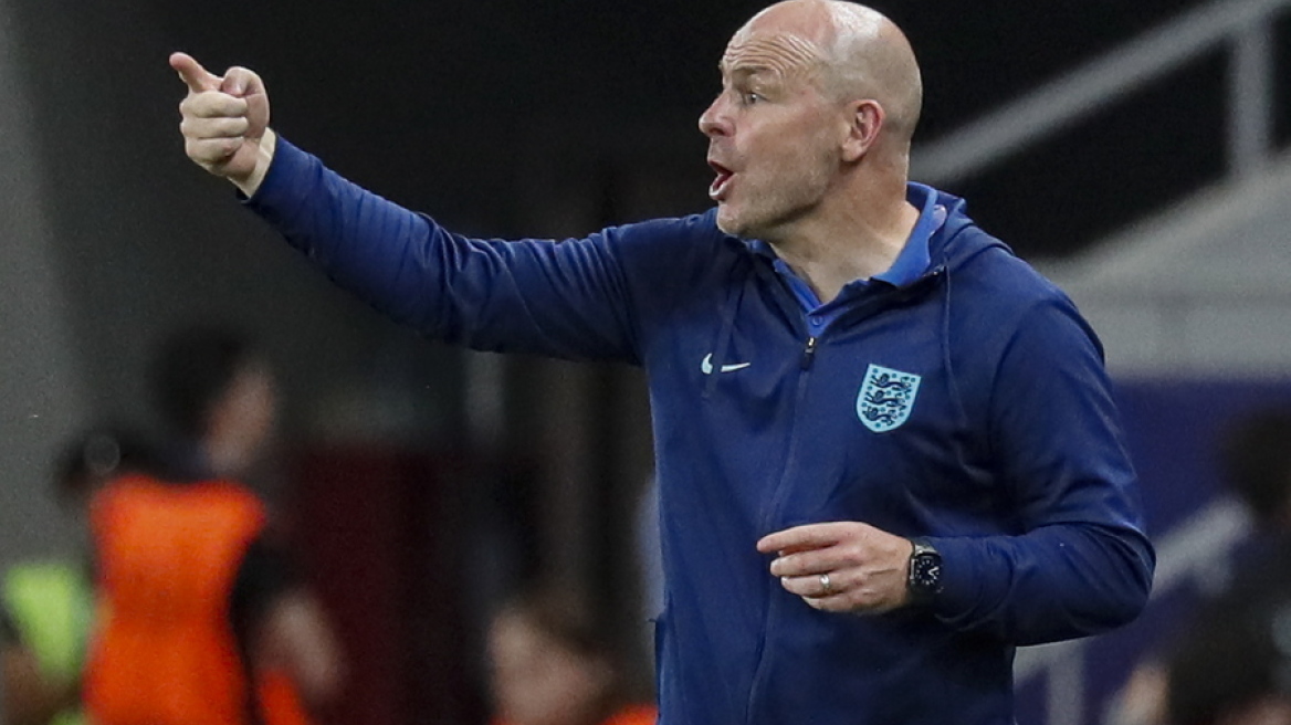 Κάρσλεϊ: «Η ήττα από την Ελλάδα σε κάνει να αμφιβάλλεις για τον εαυτό σου»