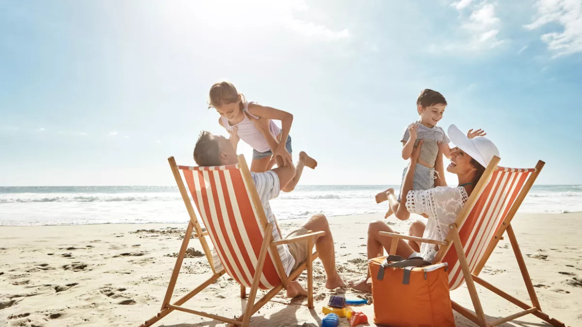 Ετοιμάζεστε για διακοπές; Όλα όσα πρέπει να προσέξετε για να μείνετε ασφαλείς και υγιείς