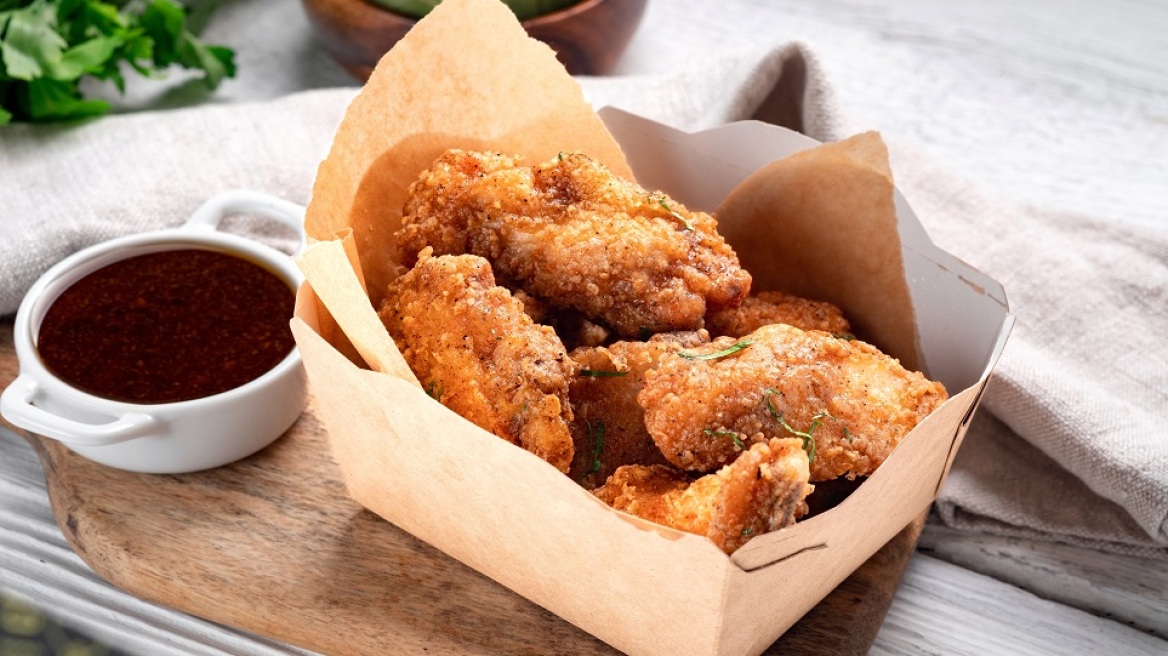 8 εστιατόρια για τηγανητό κοτόπουλο στην Αθήνα