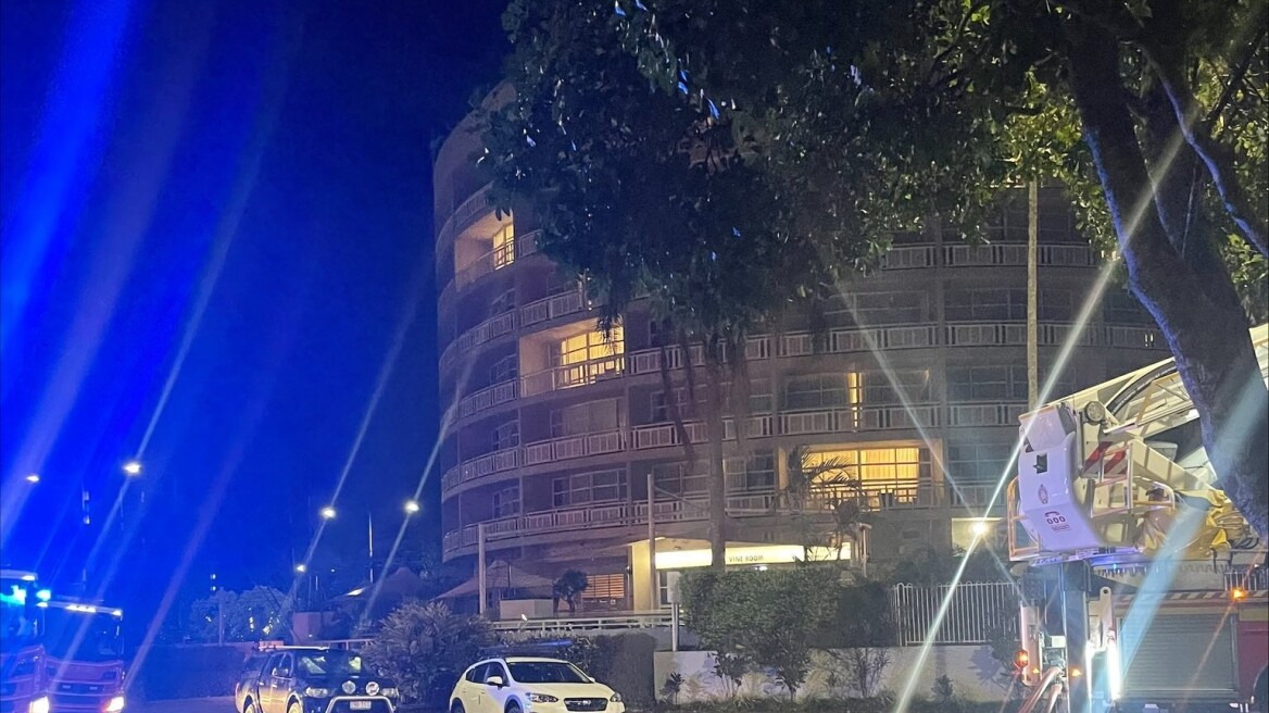 Αυστραλία: Ελικόπτερο προσέκρουσε σε στέγη ξενοδοχείου – Αποκλείστηκε η περιοχή