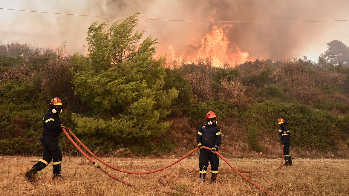 Καιρός: Υποχωρεί η ζέστη, ενισχύονται οι άνεμοι - Ακραίος κίνδυνος πυρκαγιάς σε 10 περιοχές, κλειστός ο Λυκαβηττός 