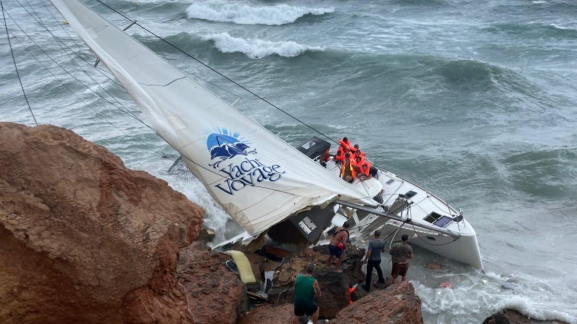 Ισπανία: Εννέα Ιταλοί τραυματίστηκαν σε ατύχημα με ιστιοφόρο - Δείτε βίντεο
