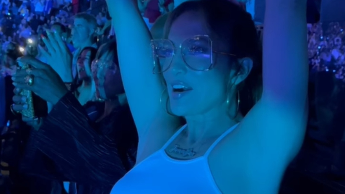 Τζένιφερ Λόπεζ: Πήγε να ευχηθεί στον Μπεν Άφλεκ για τα γενέθλιά του και μετά ξεφάντωσε σε συναυλία του Μπρούνο Μαρς