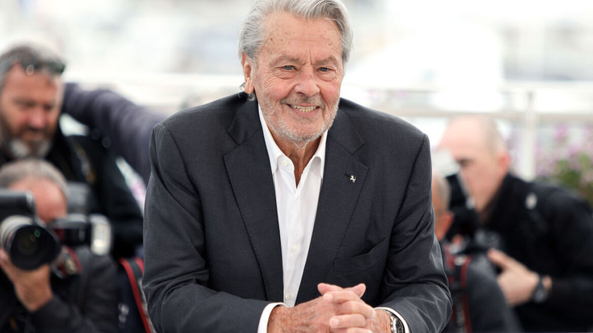 Αλέν Ντελόν: Δέκα ενδιαφέροντα γεγονότα για τη ζωή του Γάλλου ηθοποιου που ίσως δεν γνωρίζατε