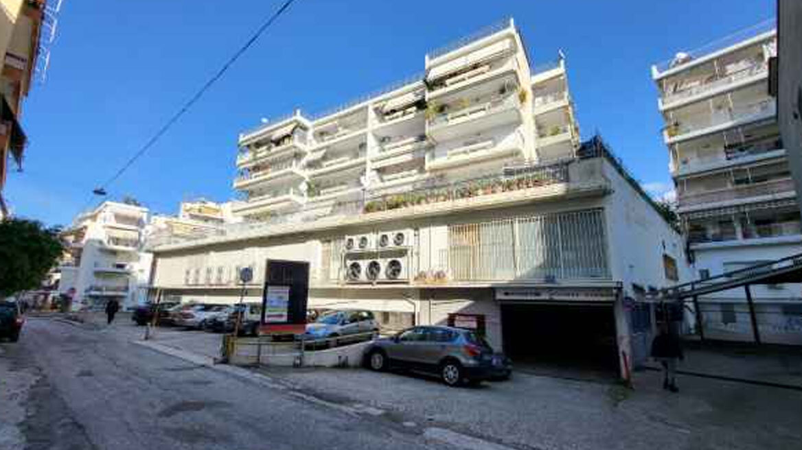 Πλειστηριασμοί: Ποια μεγάλα πάρκινγκ σε Θεσσαλονίκη και Πάτρα βγαίνουν στο σφυρί (pics)