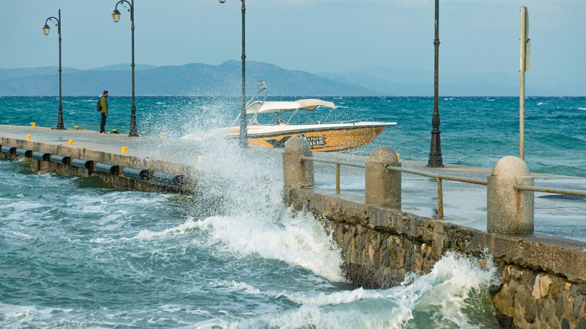 Καιρός: Σημαντική ενίσχυση των βοριάδων και πτώση της θερμοκρασίας - Υψηλός κίνδυνος πυρκαγιάς σε 18 περιοχές 