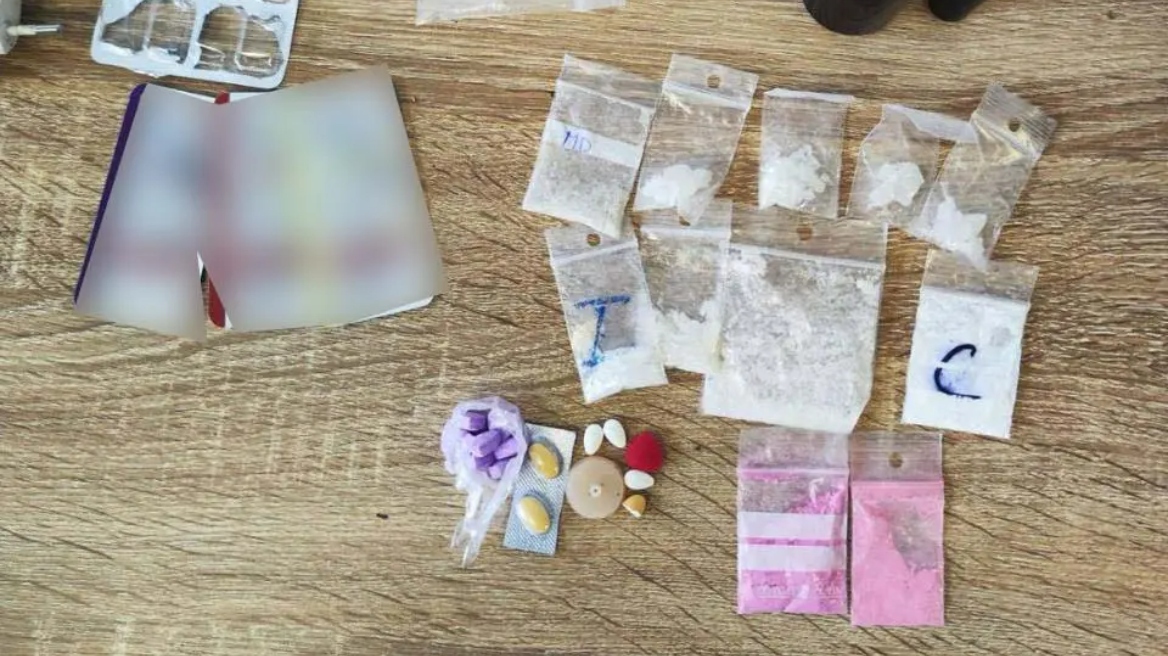 Μύκονος: Συνελήφθησαν τρία άτομα για διακίνηση ναρκωτικών