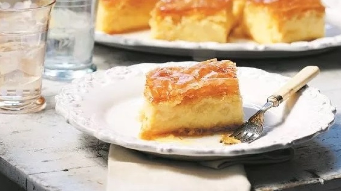 Γλυκά ταψιού: 25 συνταγές γεμάτες αρώματα και αναμνήσεις