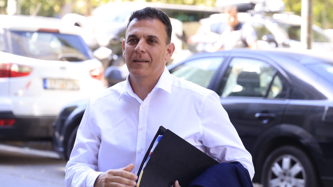 Καραμέρος: Αυτονόητη η παραίτηση του Αρίστου Δοξιάδη