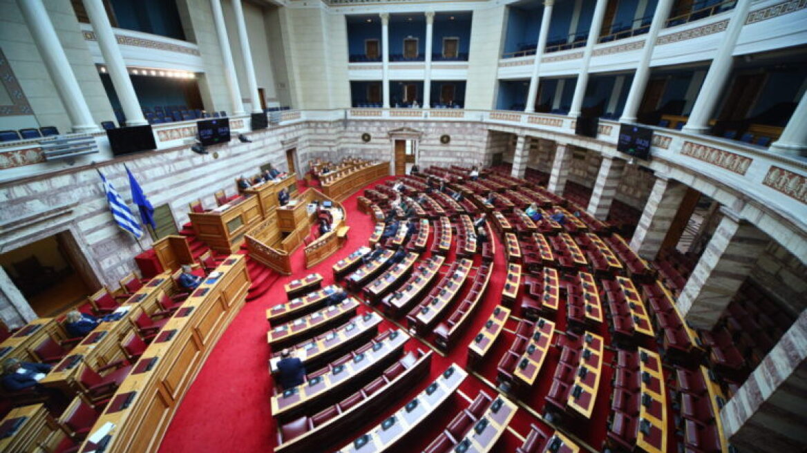 Ζούπης (Opinion Poll): Η κυβέρνηση αναζητεί βηματισμό, o ΣΥΡΙΖΑ υπό διάλυση και τα φώτα στο ΠΑΣΟΚ 