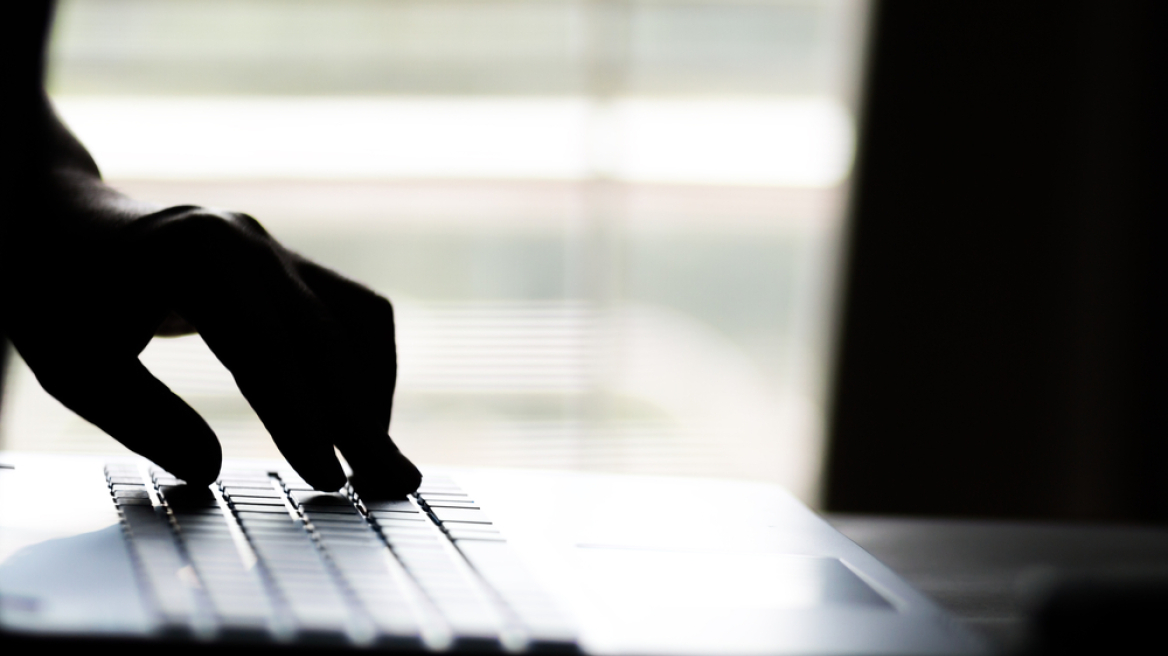 ΗΠΑ: Χειροπέδες στους εγκέφαλους του ακροδεξιού «Terrorgram» - Υποκινούσαν φόνους με ρατσιστικά κίνητρα