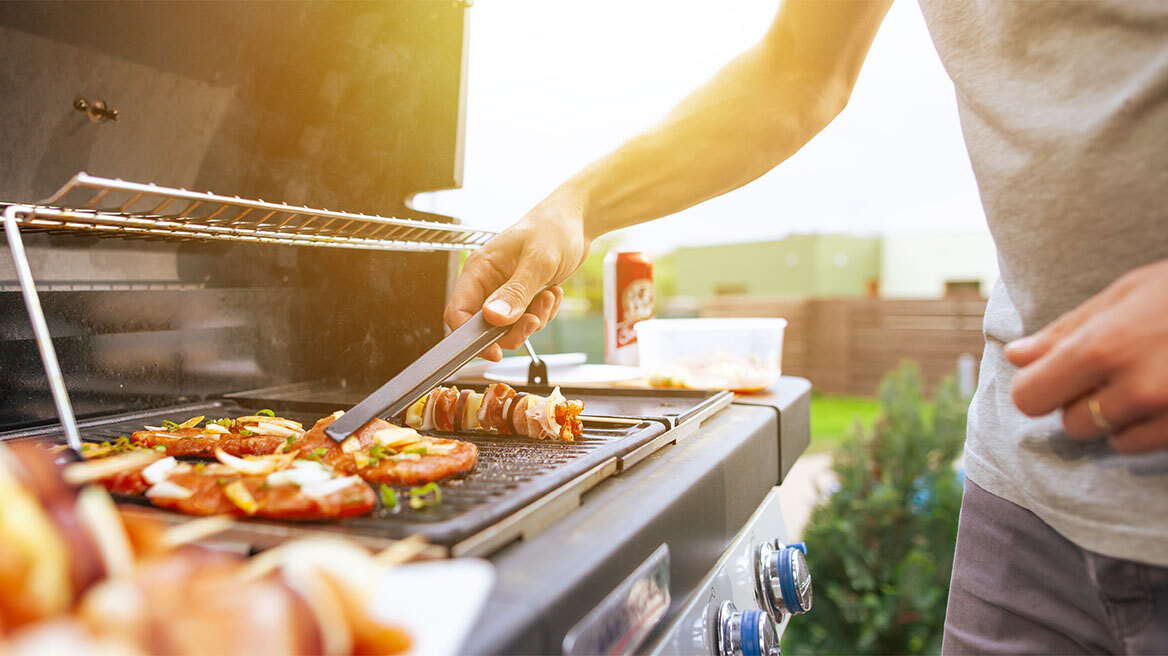 Γιατί οι άνδρες τρώνε τόσο πολύ κρέας; 
