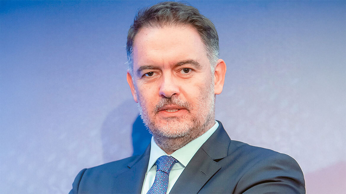 Πλαστικά μπουκάλια τέλος