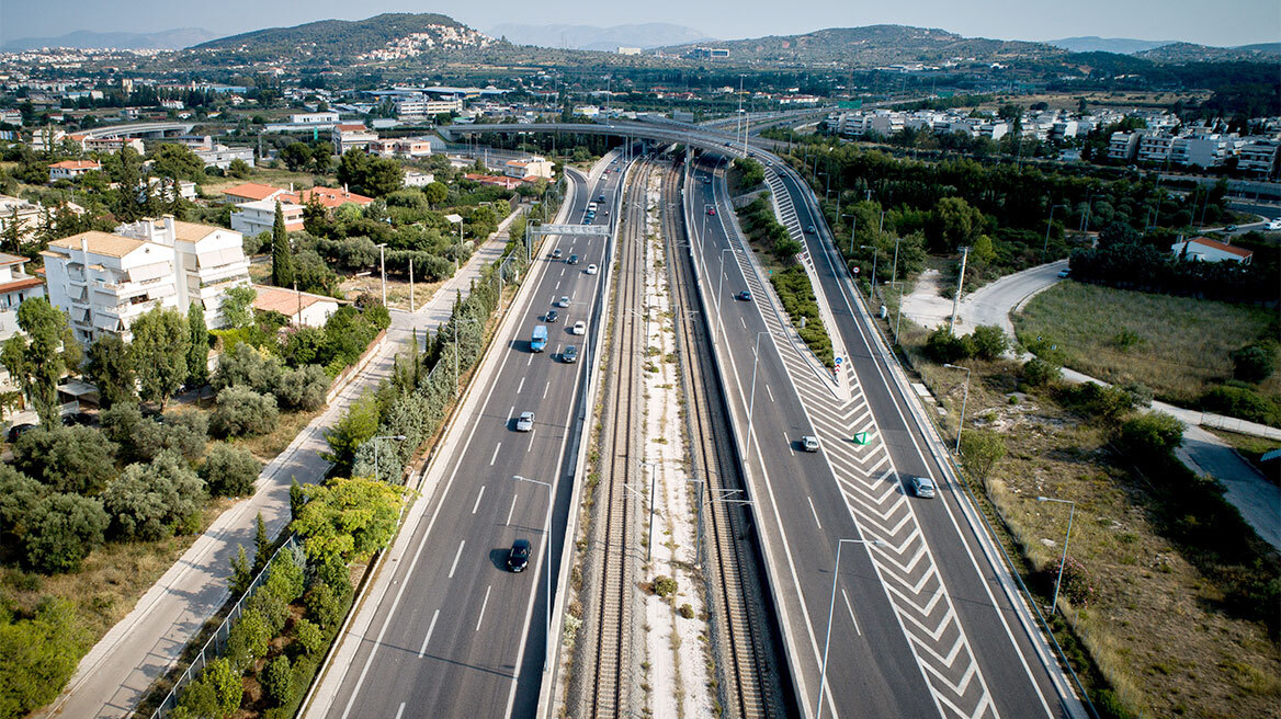 Αττική Οδός: Θέλουν και άλλοι μερίδιο στον πιο κερδοφόρο άξονα της χώρας