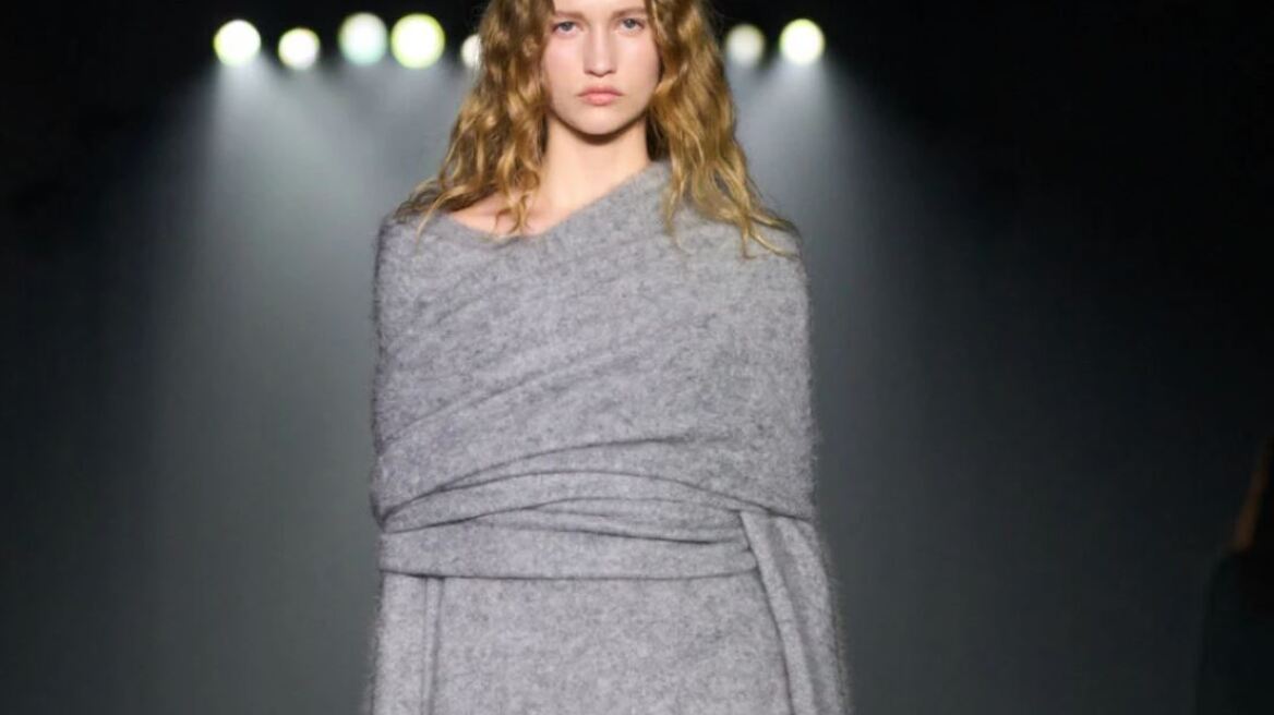 Maxi φούστα: Το απαραίτητο στοιχείο της φετινής φθινοπωρινής γκαρνταρόμπας