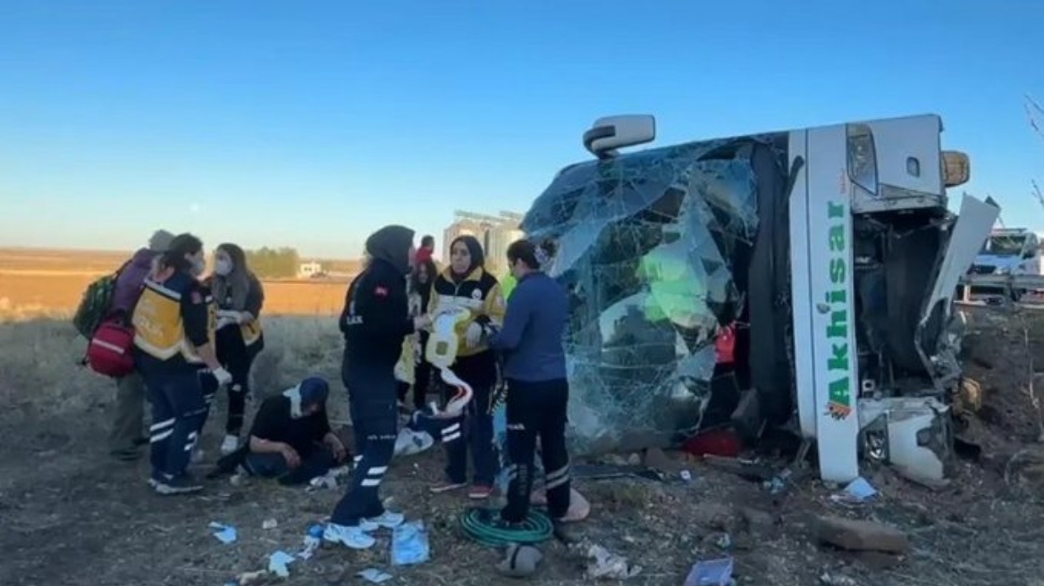 Τουρκία: Έξι νεκροί και 34 τραυματίες στο τροχαίο δυστύχημα με λεωφορείο