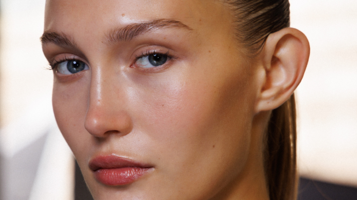 Πώς επιλέγουμε το ιδανικό concealer;