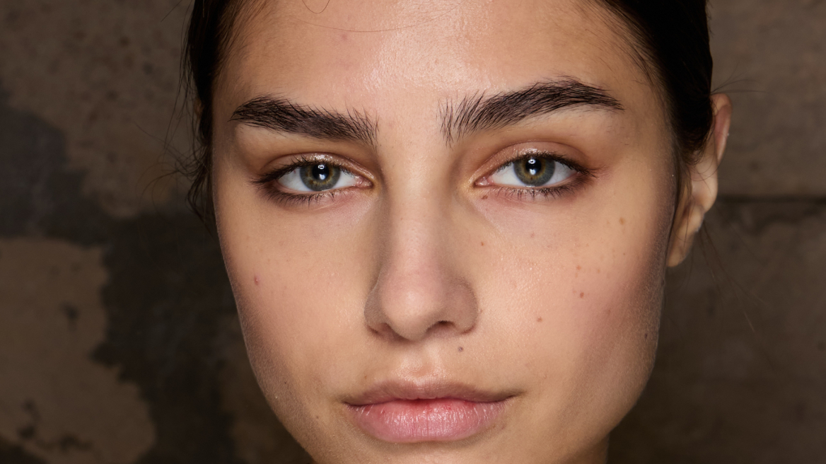 Δύο οροί που δεν πρέπει να λείπουν από καμία ρουτίνα περιποίησης