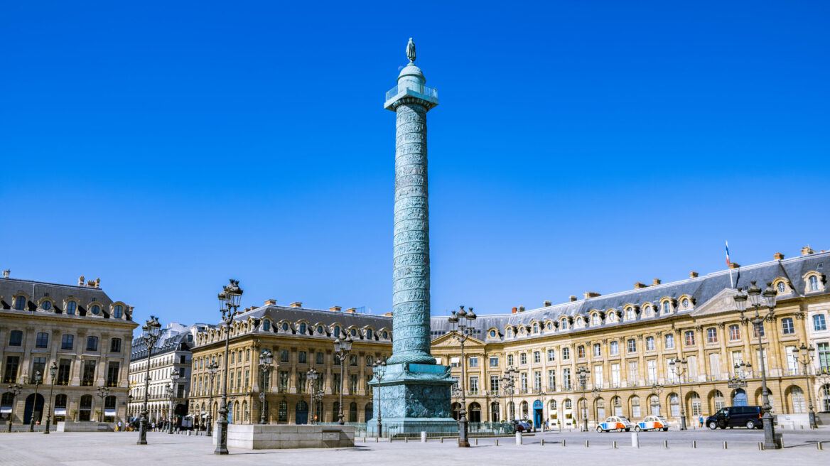 Mία ημέρα γύρω από την πιο φινετσάτη πλατεία του Παρισιού