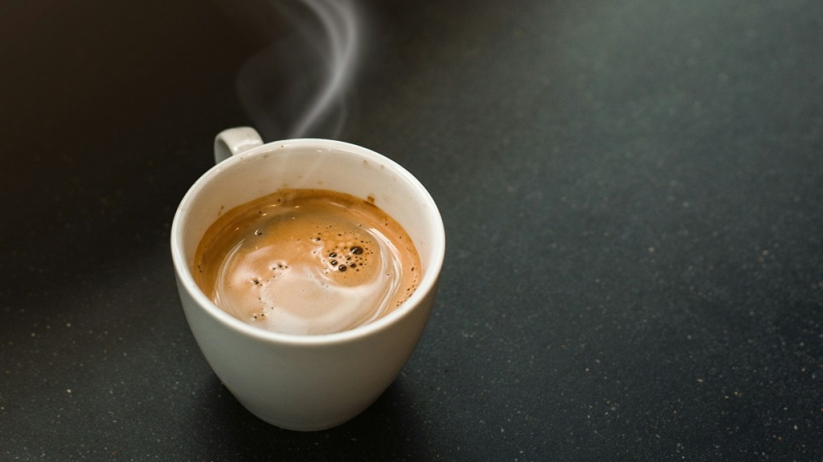 Τελικά έχει σημασία το καϊμάκι στον καφέ;