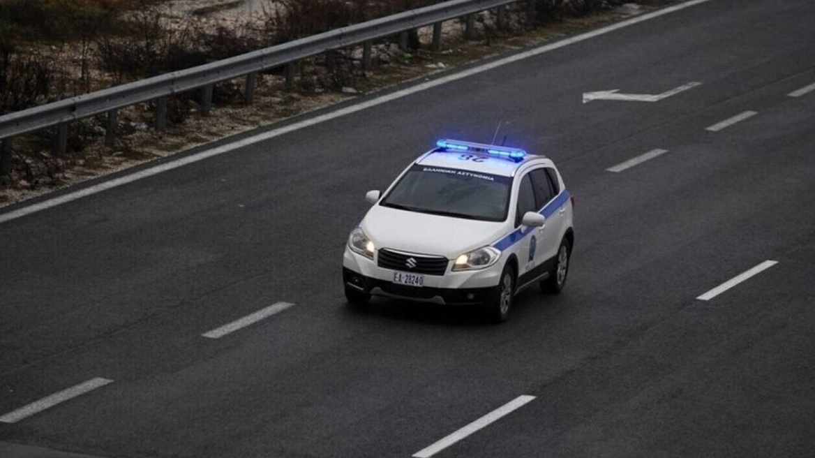 18χρονος έτρεχε με 218 χλμ στην Ιόνια Οδό - Τον είδαν στη Φιλιππιάδα και τον έπιασαν στο Μεσολόγγι