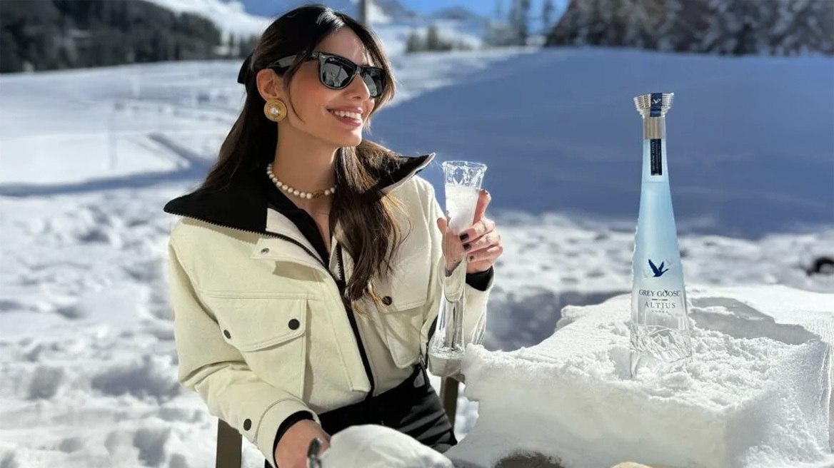 Η Ηλιάνα Παπαγεωργίου έκανε ένα διάλειμμα από την καθημερινότητά της και βρέθηκε στο απόλυτο χειμερινό luxury σκηνικό